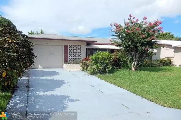 4921 NW 53rd St, Tamarac, FL 33319