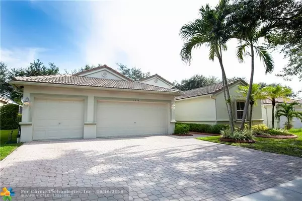 5245 NW 51st St, Coconut Creek, FL 33073