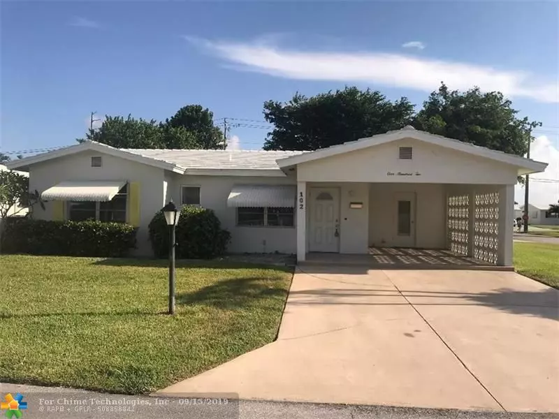 102 NW 8th Pl, Boynton Beach, FL 33426