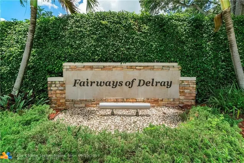 Delray Beach, FL 33445,709 Birdie Ct