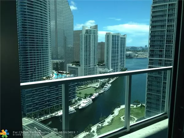 500 Brickell Ave  #3307, Miami, FL 33131