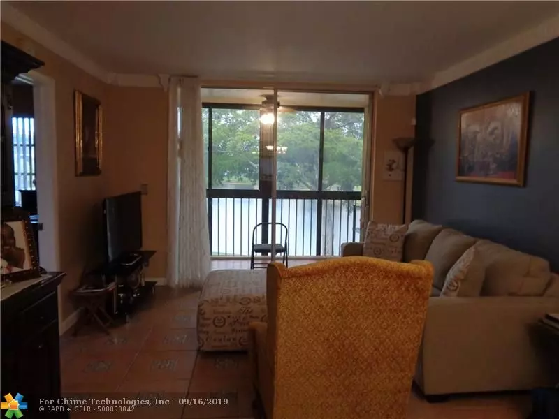 Sunrise, FL 33322,10433 Sunrise Lakes Blvd  #206