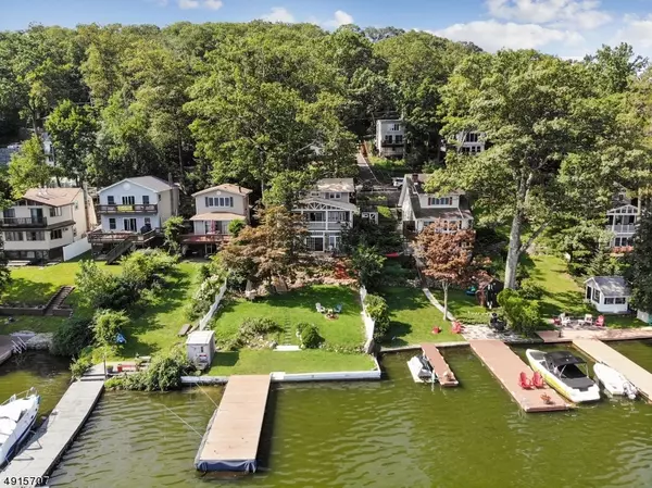 Hopatcong Boro, NJ 07843,415 LAKESIDE BLVD