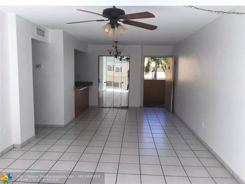 Miami, FL 33172,8893 Fontainebleau Blvd  #203