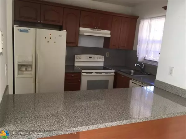 Miami, FL 33172,8893 Fontainebleau Blvd  #203