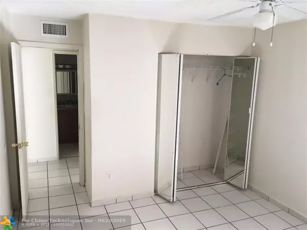 Miami, FL 33172,8893 Fontainebleau Blvd  #203