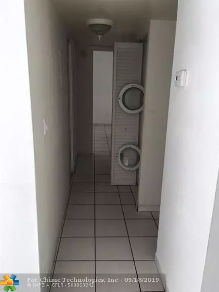 Miami, FL 33172,8893 Fontainebleau Blvd  #203