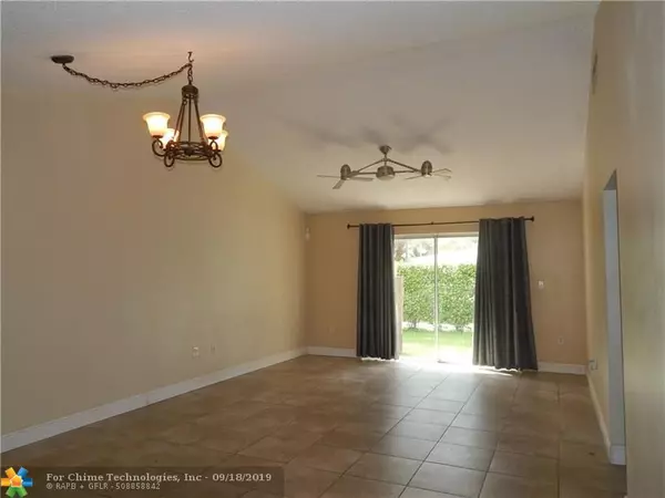 Sunrise, FL 33351,3825 NW 90th Ave  #3825