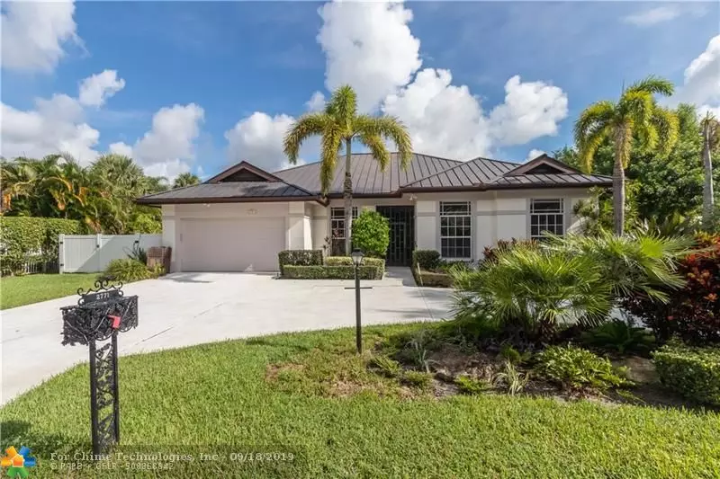 Delray Beach, FL 33445,2771 HAMPTON CIRCLE NORTH