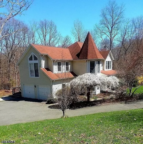 1 COUNTRY LN, Roxbury Twp., NJ 07885