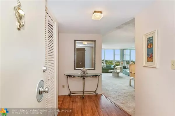 Pompano Beach, FL 33062,1620 S Ocean Blvd  #8J