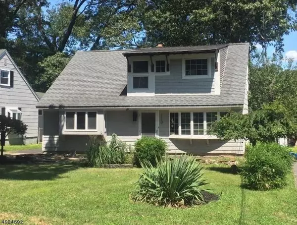 110 SUNRISE TER, Cedar Grove Twp., NJ 07009