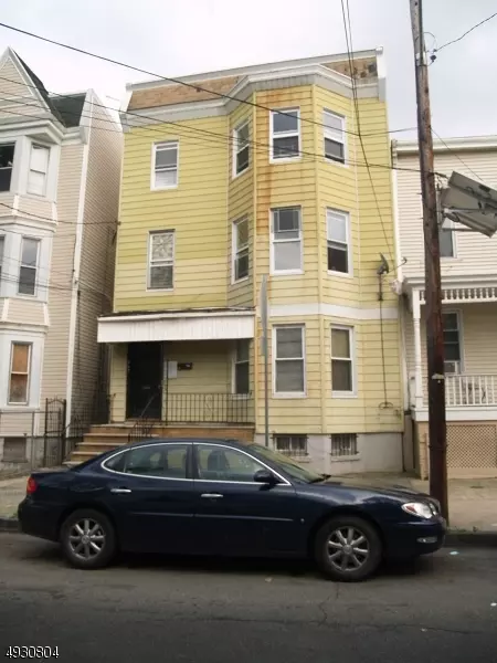 Newark City, NJ 07104,187 PARKER ST