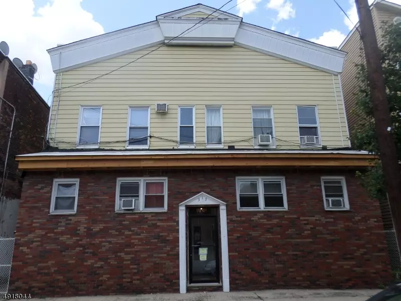Bayonne City, NJ 07002,313 C AVE