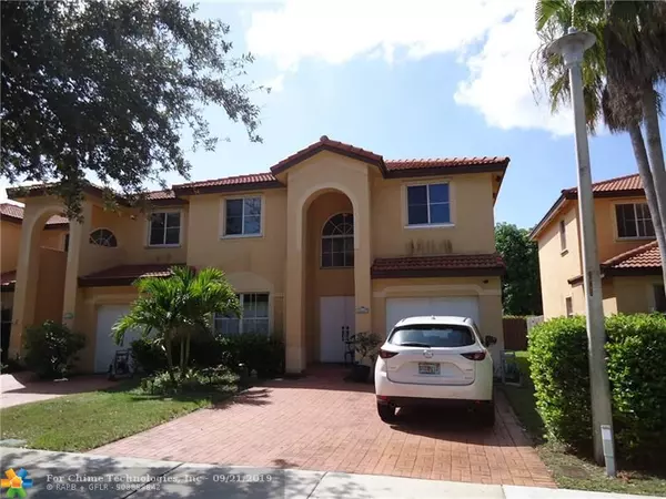 14052 S Forest Oak Cir, Davie, FL 33325