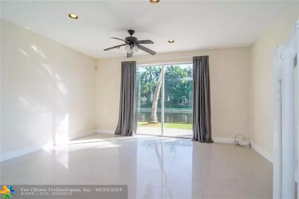 Weston, FL 33327,2140 PASA VERDE LN  #2140