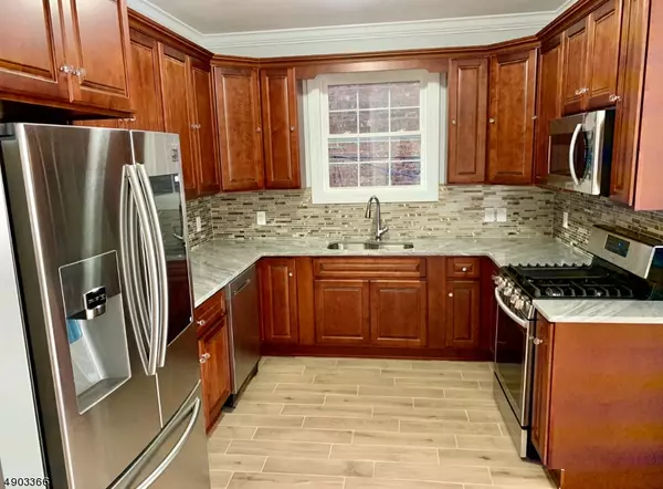 656 N 8TH ST, Newark City, NJ 07107