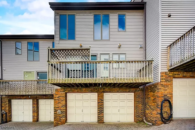 Carlstadt Boro, NJ 07072,330 HACKENSACK ST #3