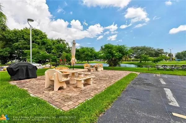 Deerfield Beach, FL 33442,3019 Cambridge A  #3019