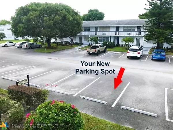 Deerfield Beach, FL 33442,100 Newport F  #100