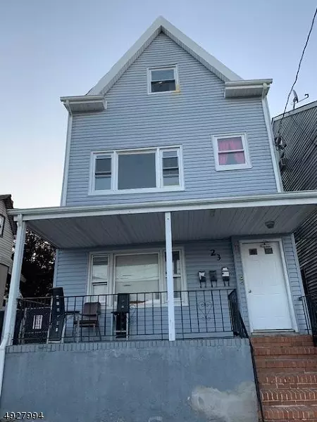 21-23 E 12TH ST, Paterson City, NJ 07524