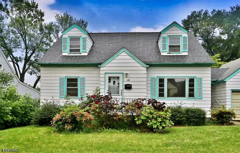 Manville Boro, NJ 08835,11 GARRY ST
