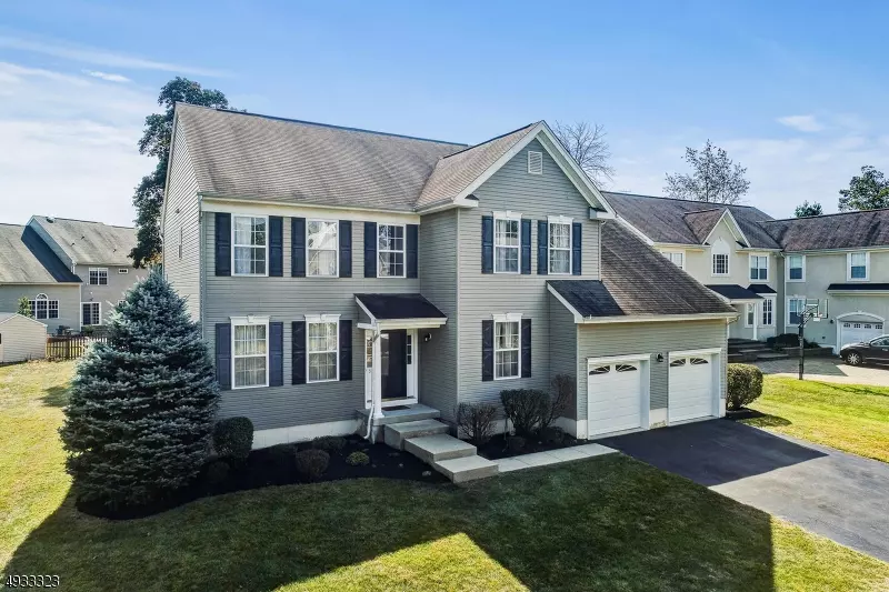 3 FIELDCREST DR, Franklin Twp., NJ 08540