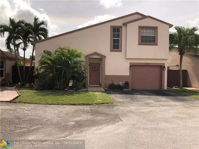 6762 NW 199th Ter, Hialeah, FL 33015