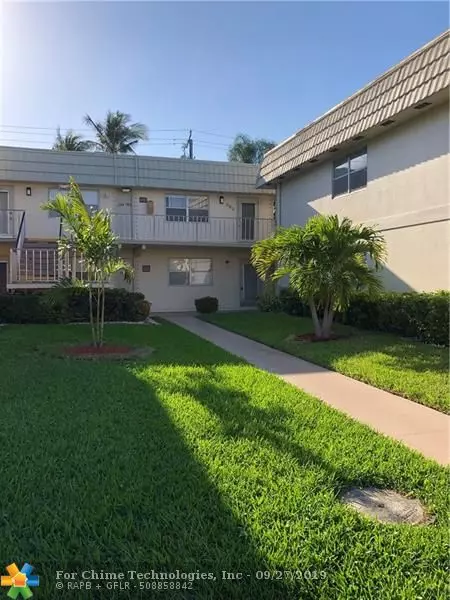 682 Saxony  #O, Delray Beach, FL 33446