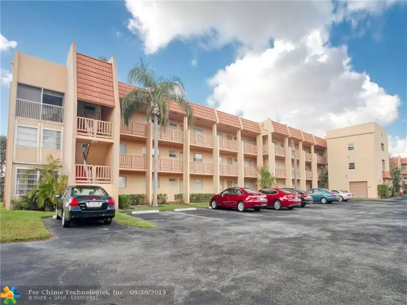 6870 Royal Palm Blvd  #202-M, Margate, FL 33063