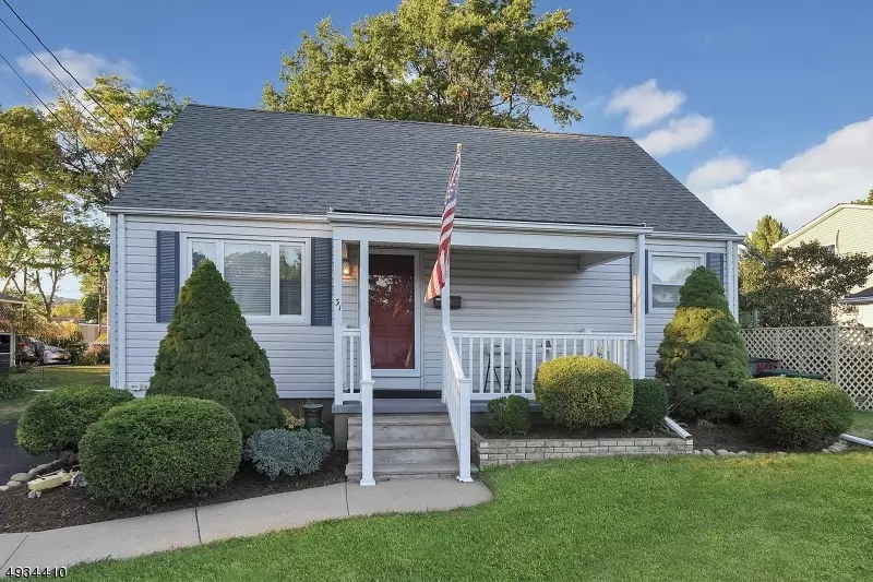 31 HORTON AVE, Hawthorne Boro, NJ 07506