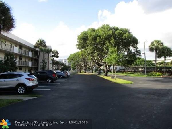 Deerfield Beach, FL 33442,2450 Deer Creek Country Club Blvd  #306B