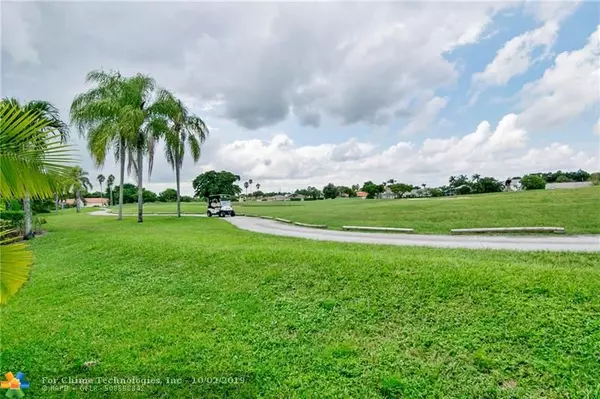 Lake Worth, FL 33463,6396 Grand Cypress Cir