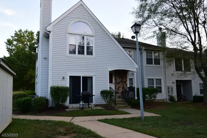 23 OSWESTRY WAY, Franklin Twp., NJ 08873