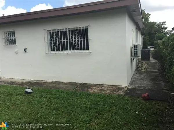 Hialeah, FL 33012,438 W 44th Pl