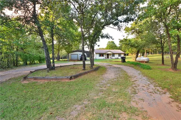 335342 E 970 Road, Wellston, OK 74881