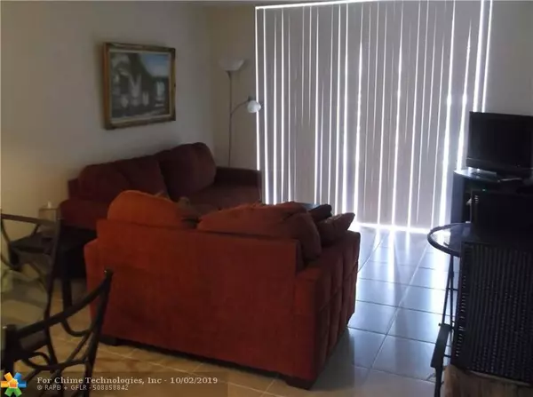 Sunrise, FL 33322,9660 Sunrise Lakes Blvd  #206