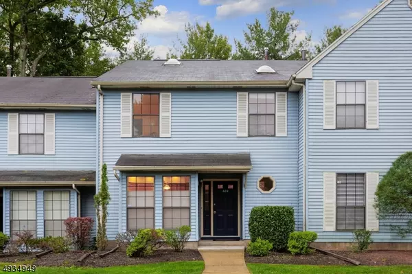 404 TIMBER OAKS RD, Edison Twp., NJ 08820