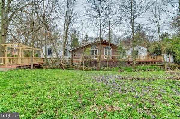 Vienna, VA 22182,8736 WOLFTRAP RD