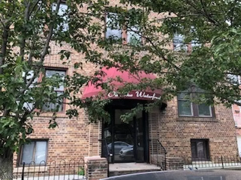 15 BROADWAY UNIT 5 #5, Bayonne City, NJ 07002