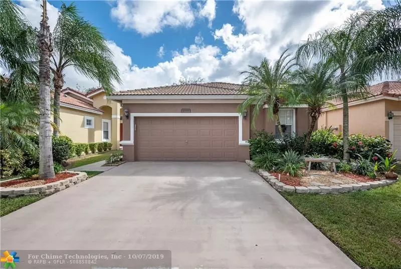 4906 Pelican St, Coconut Creek, FL 33073