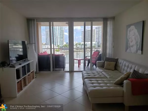 Hallandale, FL 33009,121 Golden Isles Dr  #503