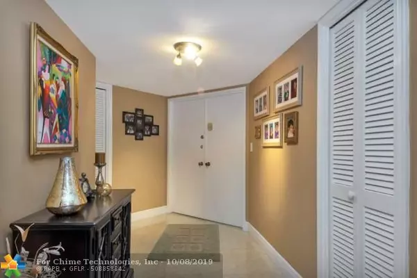 Pompano Beach, FL 33062,1340 S Ocean Blvd  #2208