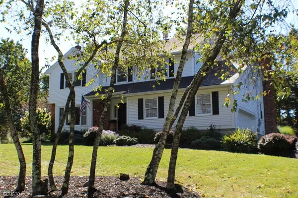 5 HERITAGE DR, Sparta Twp., NJ 07871