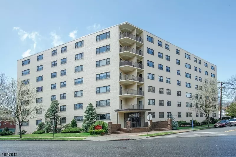 25 GRAND AVE #6H, Hackensack City, NJ 07601