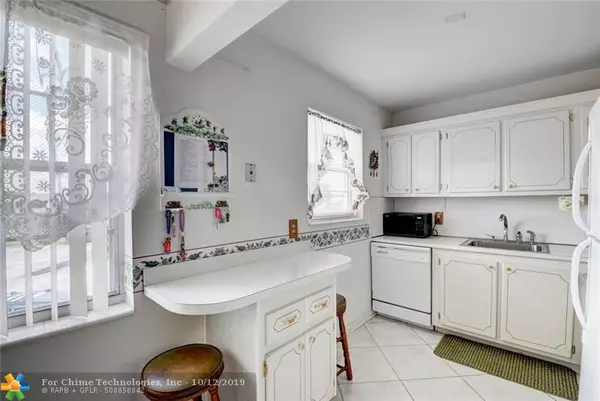 Deerfield Beach, FL 33442,420 Markham S  #420