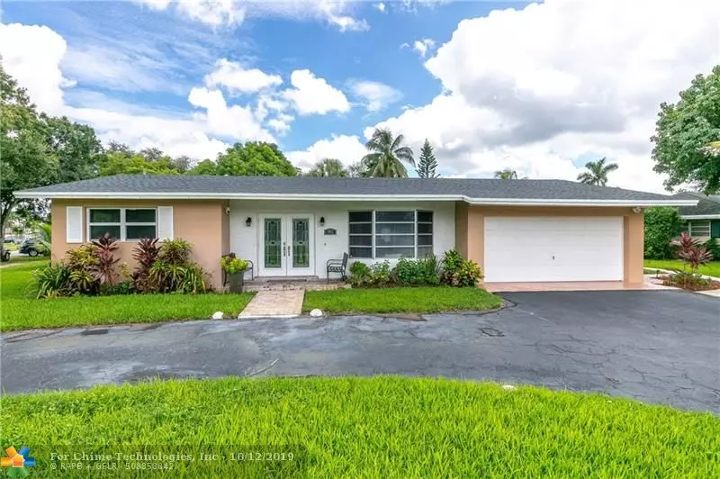 892 NW 68th Ave, Plantation, FL 33317