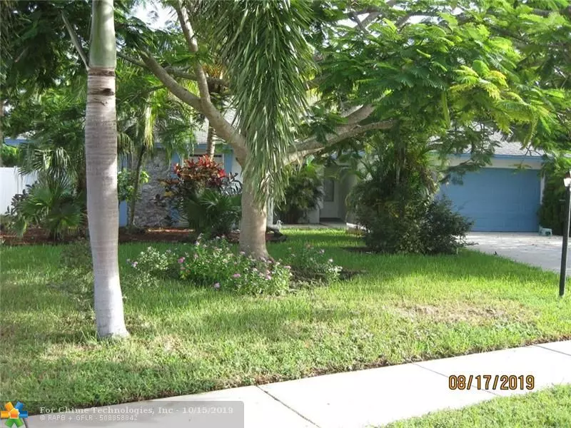 9629 Trivolo Pl, Boca Raton, FL 33434