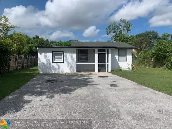 4337 Clinton Blvd, Lake Worth, FL 33461