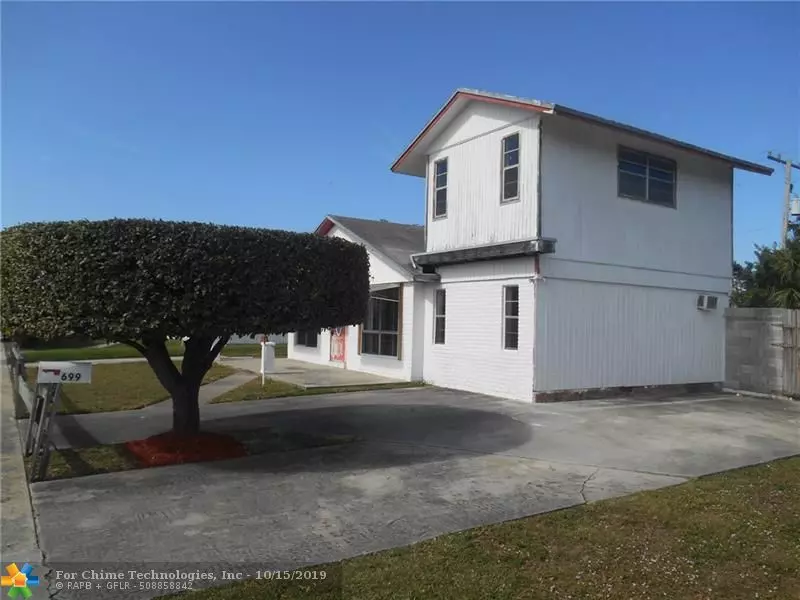 699 NW 15th Pl, Pompano Beach, FL 33060